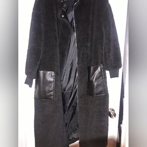 EXCLUSIVE LONG LINE BLACK TEDDY MAXI FALL/WINTER COAT